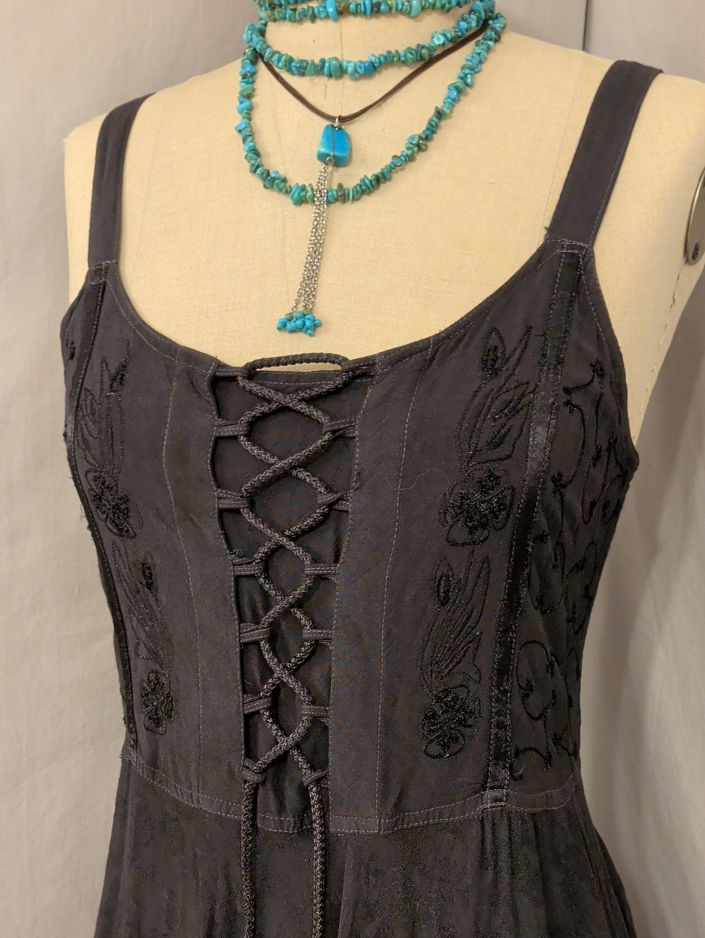 Bohemian Sleeveless Corset Lace Midi Dress Embroidered Vintage Black Full Skirt - Picture 2 of 16